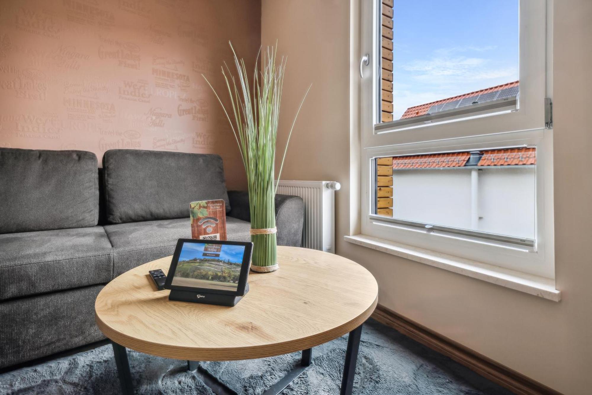 Apartmenthaus Schlag Νάουμπουργκ Εξωτερικό φωτογραφία